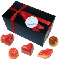 Le coffret Saint Valentin: Les chocolats Saint Valentin + des pralinés "classiques"